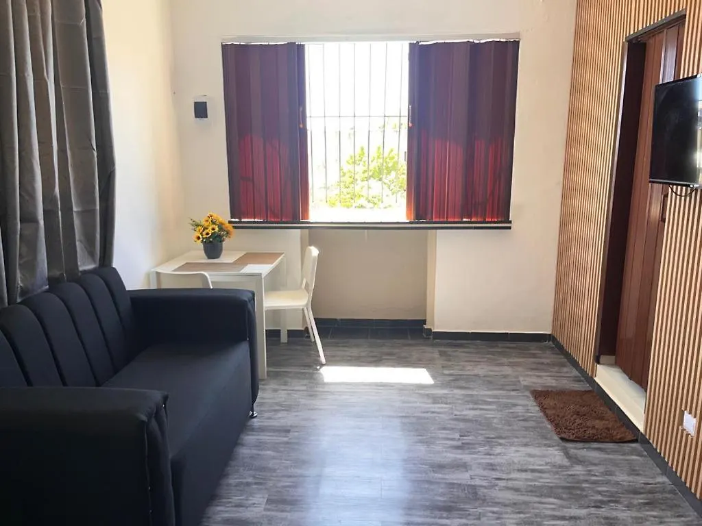 Apartamento Zona Colonial R contacts